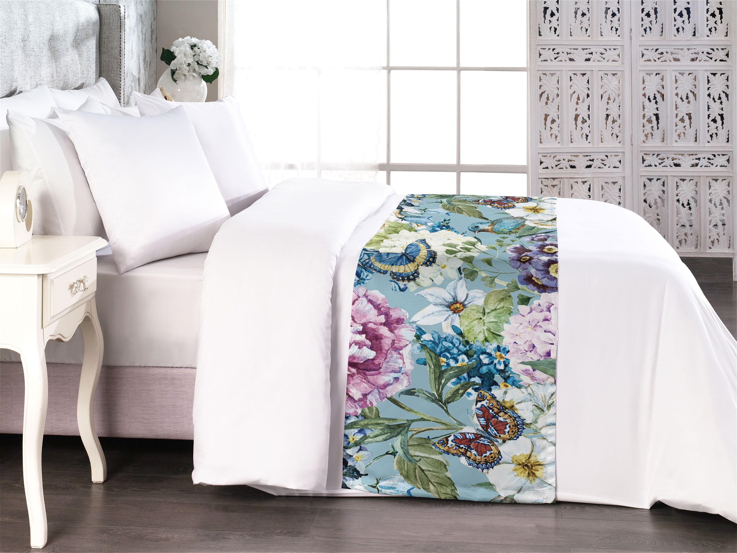Springtime Bed Runner, Romantic Wild Nature Themed Flowers Vintage ...