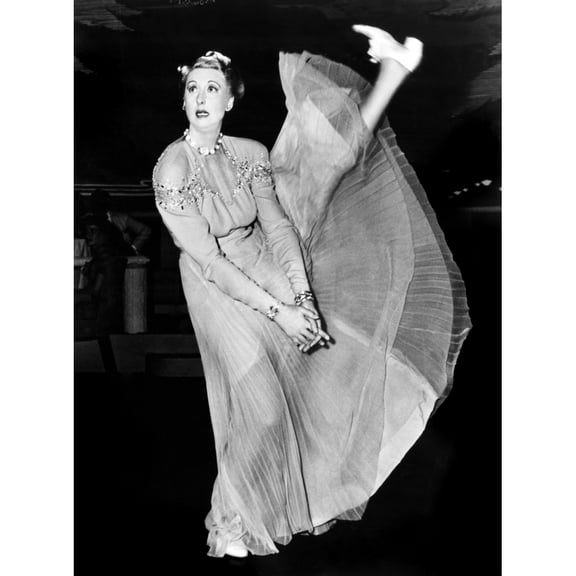 Springtime In The Rockies Charlotte Greenwood 1942 ��� �20Th Century Fox Tm & Copyright / Courtesy: Everett Collection Photo Print (16 x 20)