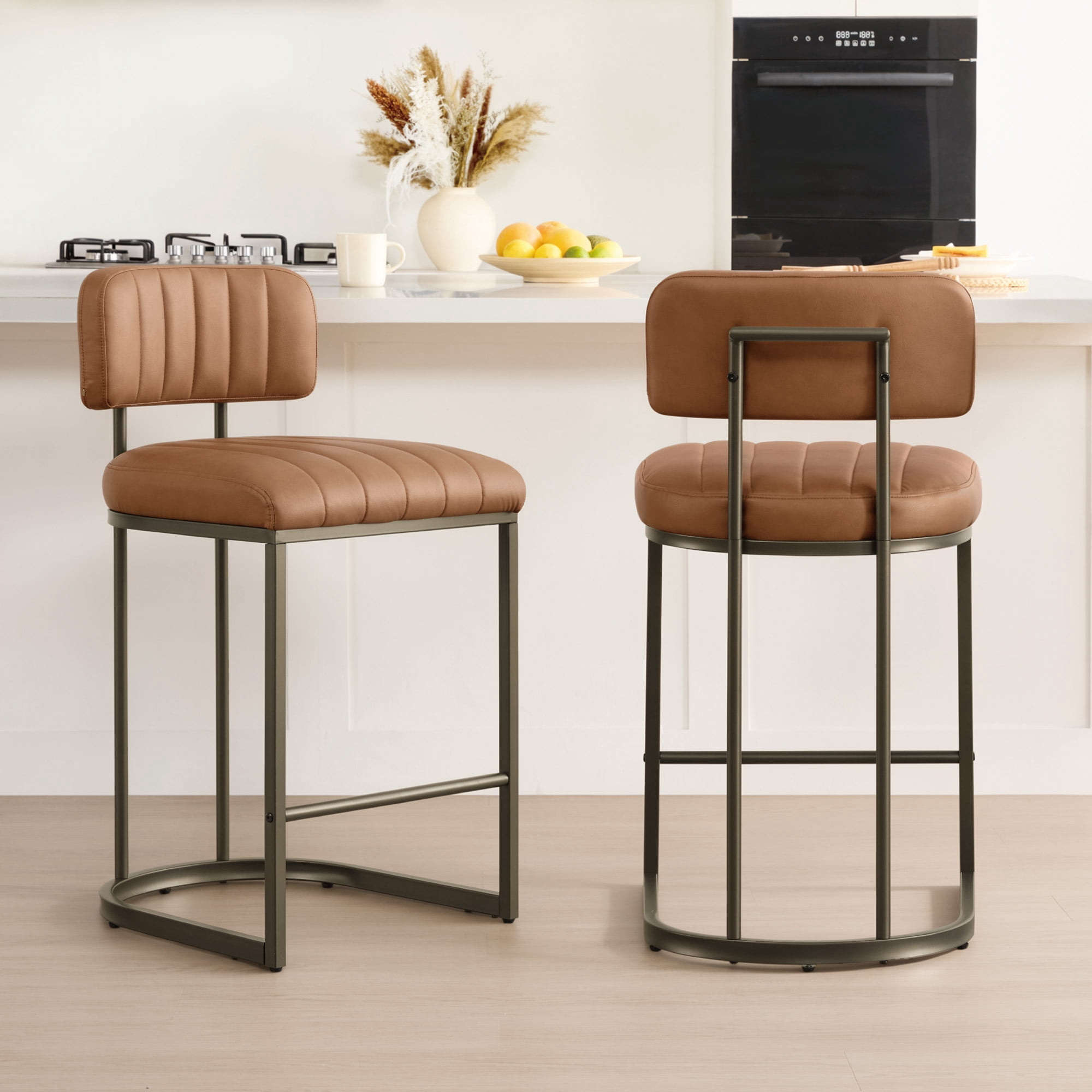 Spruce & Spring 30.5" Swivel Bar Stools Set of 2, Upholstered Bar Chairs with Curved Back & Channel Tufting, Metal Base for Kitchen Island & Home Bar, Brown