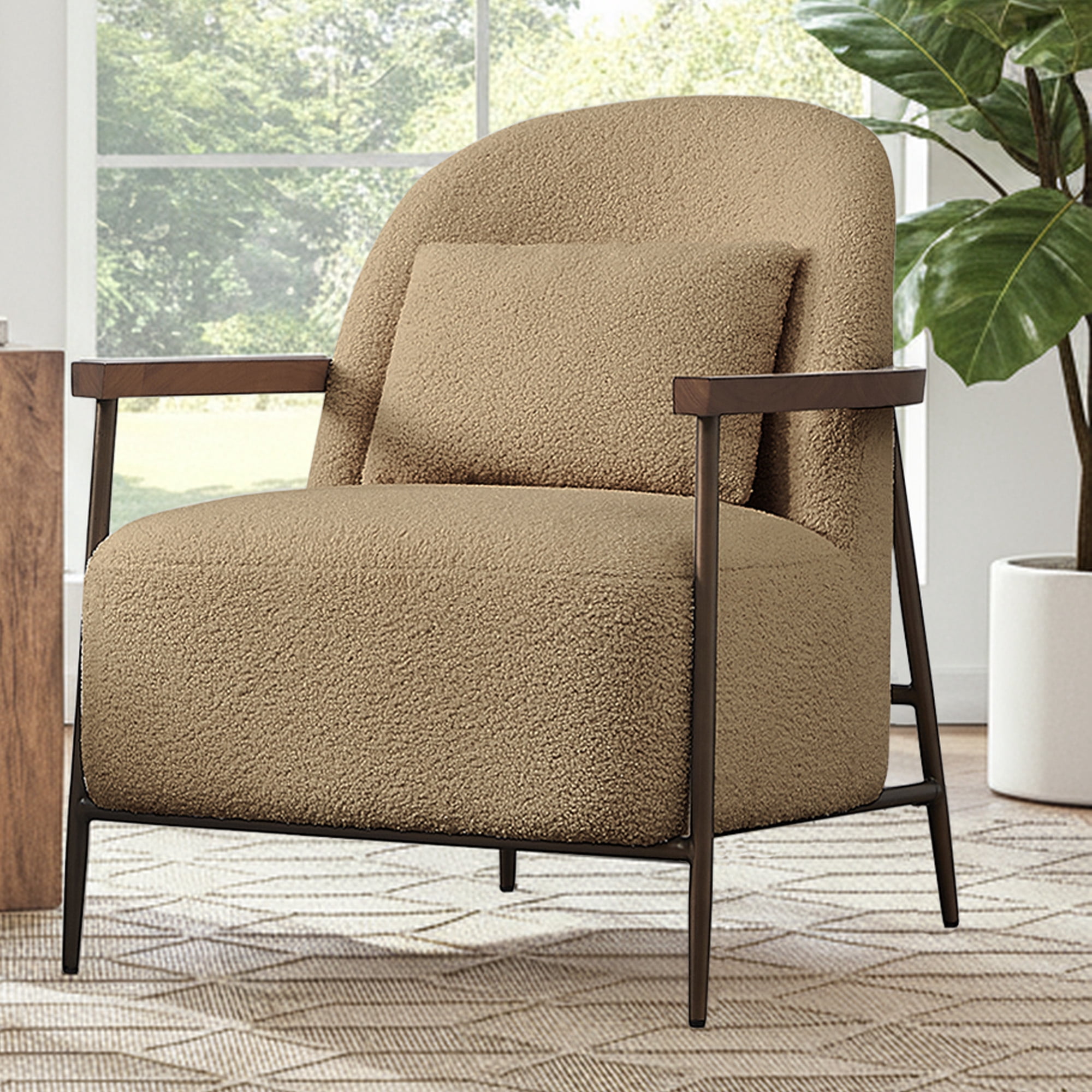 Spruce & Spring Modern Upholstered Faux Sherpa Accent Chair with Wood Arms and Metal Legs, Single, Camel