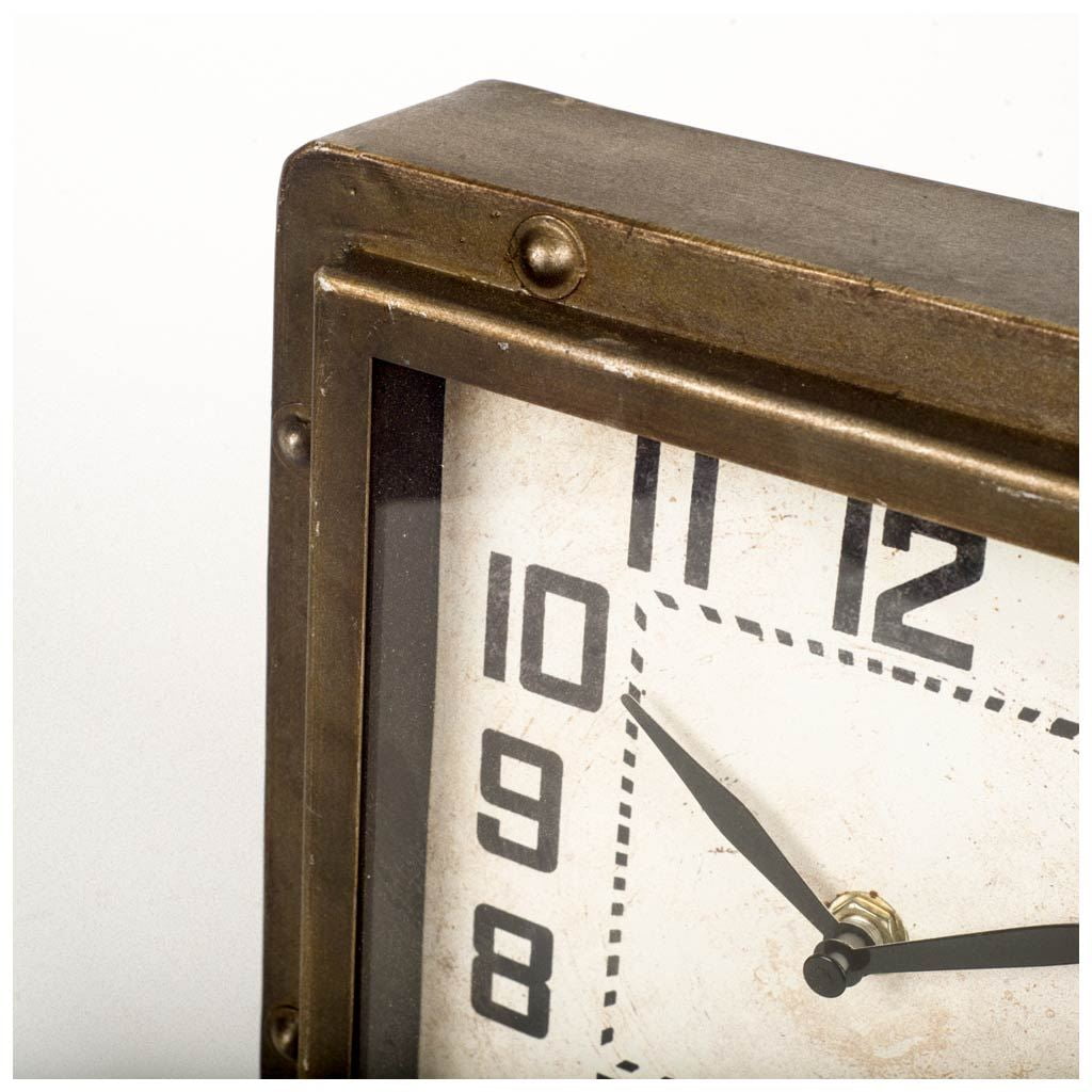 Square Bronze Toned Metal Desk Table Clock With Traditional Black Numbers And Hands Square Bronze Toned Metal Desk Table Clock With Traditional Black Numbers And Hands