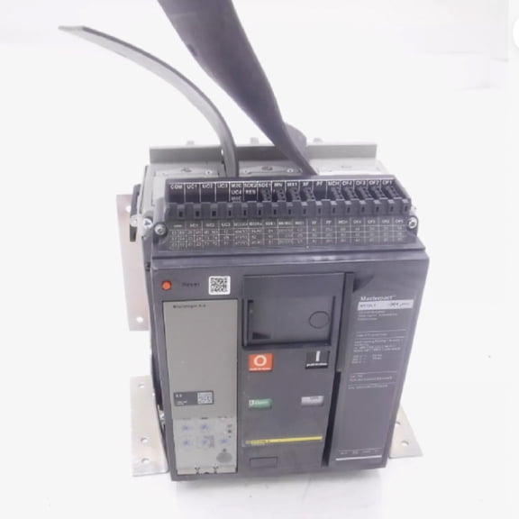 Square D TL8CBV33A9SCBBXAXA 1200A 3 Pole 600V Circuit Breaker Switch