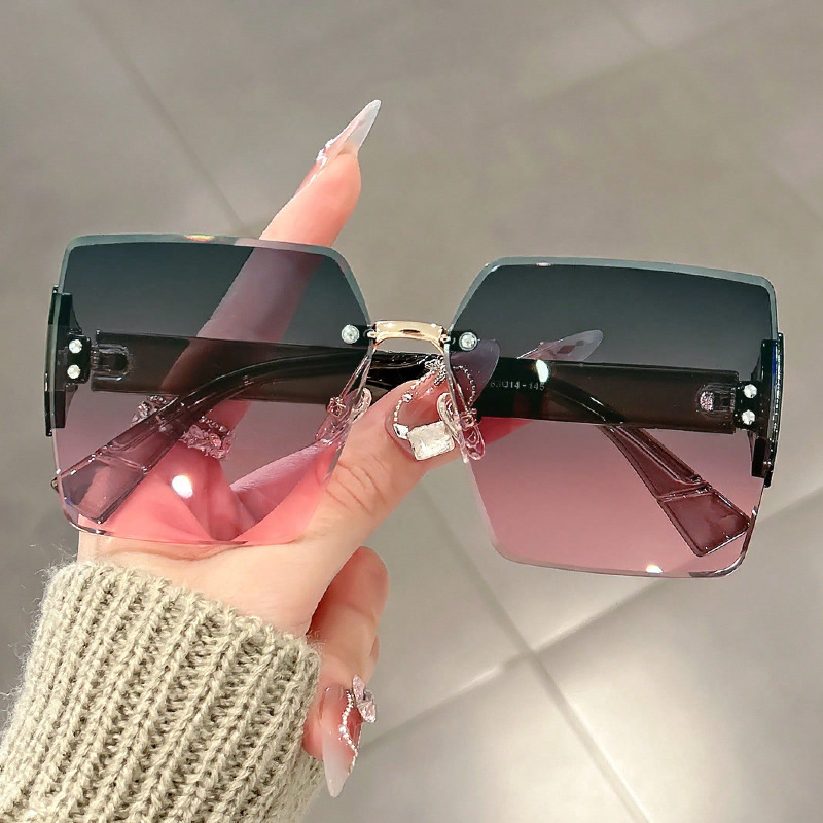 Square Frame Large Frame Rimless Glasses With Rivet Decoration Thick Tem Luxury Rimless Designer Square Retro Gold Wire Metal Frame  main image 2