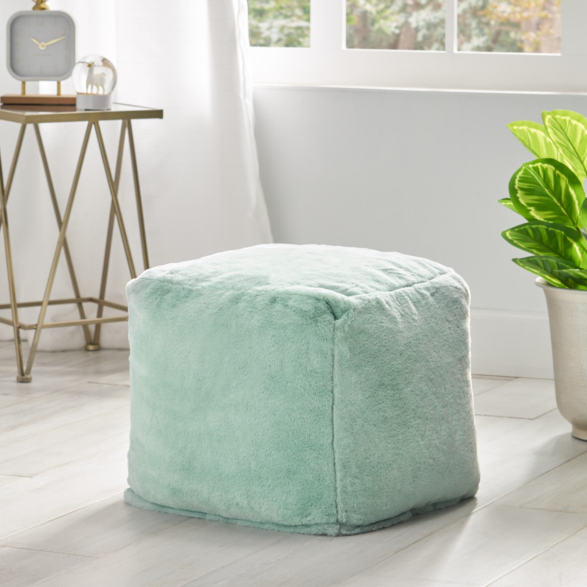 Square Stuffed Pouf Ottoman, Faux Fur Cube Pouf, Sherpa Foot Stool with  Filler Fuzzy Chair for Living Room, Bedroom, Play Room, 20 x 20 x 17,  Baby Blue 