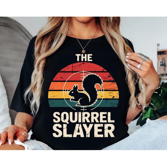 Squirrel Target Graphic Shirt, Retro Hunting Outdoor Art Design Comfort Colors Unisex Cotton T-Shirt, Size S-3XL