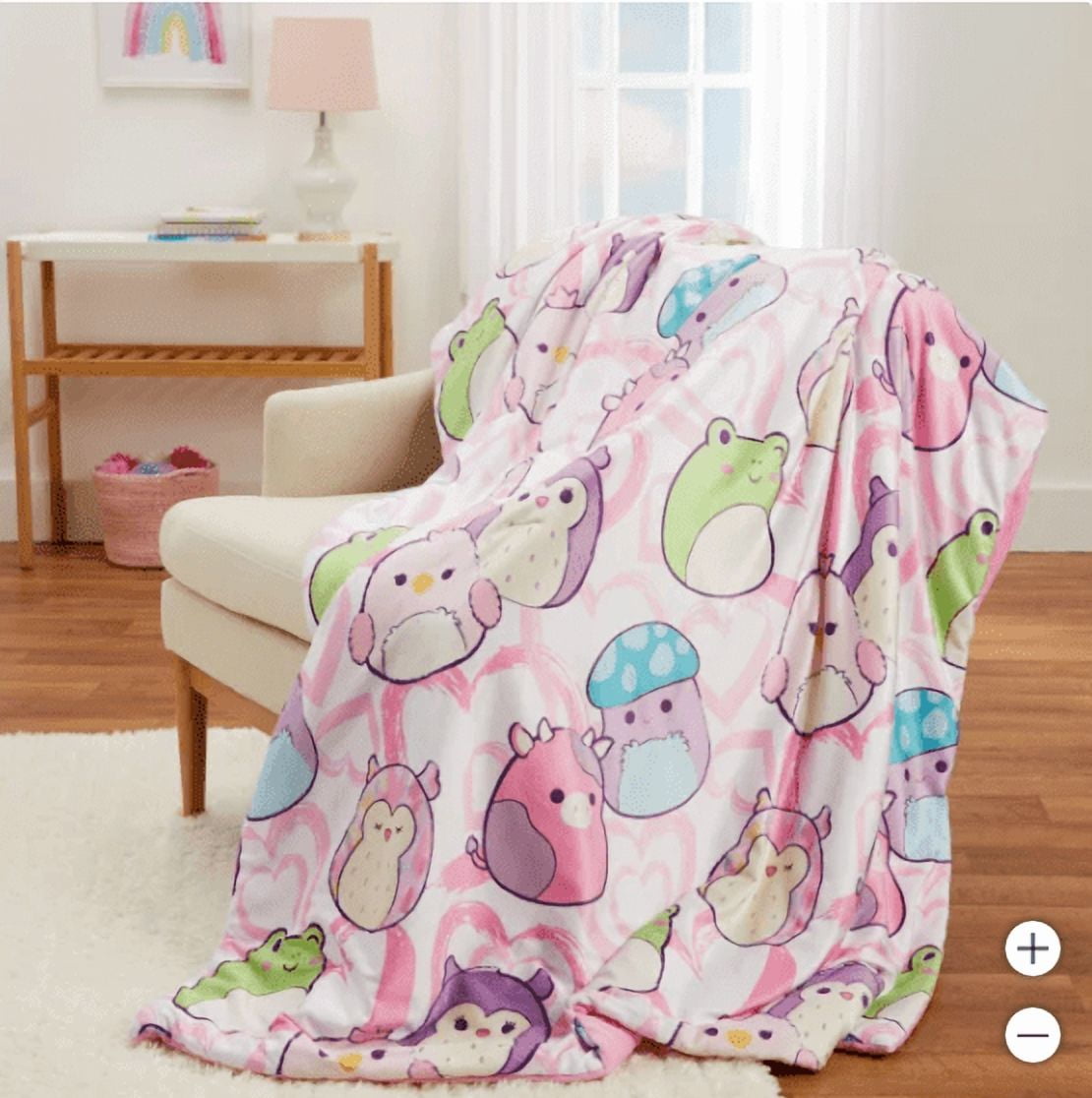 Squishmallows Snuggle Throw Blanket, Feelin Squishy