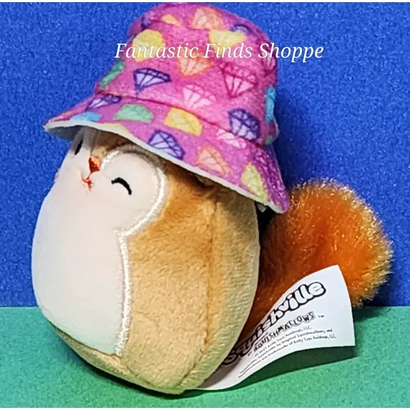 Squishmallows Squishville Blind Capsule Series 11 Quigley Squirrel 2"+ Accessory