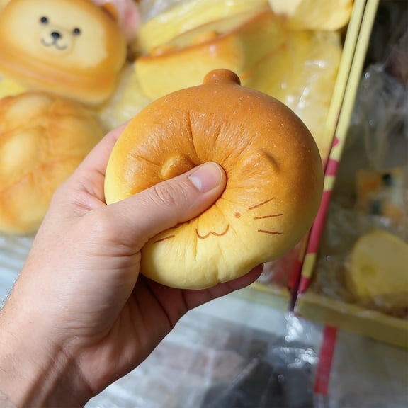 Squishy Bread,Bread Squishy,Simulation Soft Bread Toy,Squishy Food,Decompression Gift Decompression Student Gift Boys Girls And Children Gifts Decompression Toy(4IN)