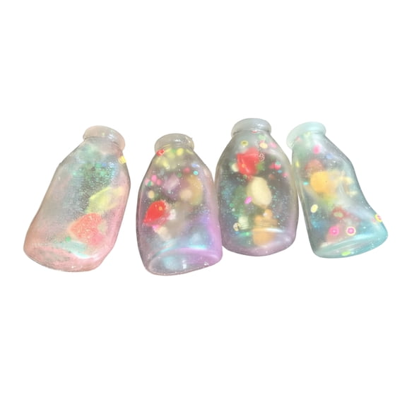 Squishy Fidget Toy, Clear Glitter Liquid Filled Stress Relief Toy with Soft TPR, Portable Sensory Toy for Office Desk Travel (Random Color)