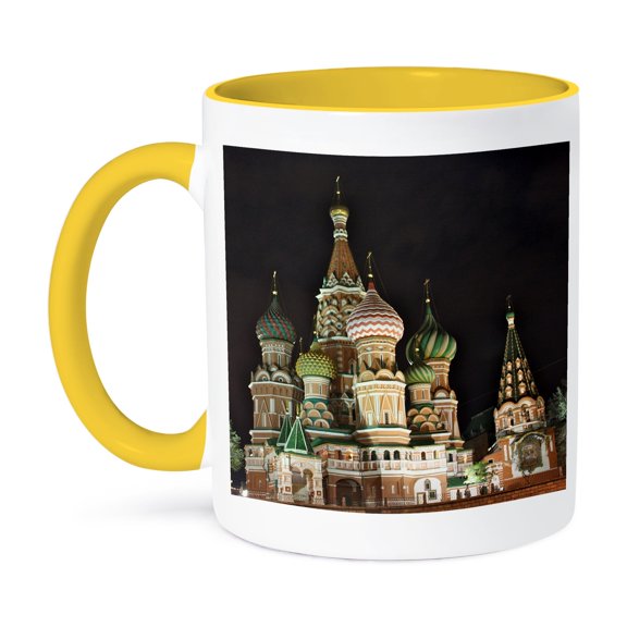 3dRose, St Basils Catherdral on Red Square, Moscow, Russia, 15oz Two-Tone Yellow Mug