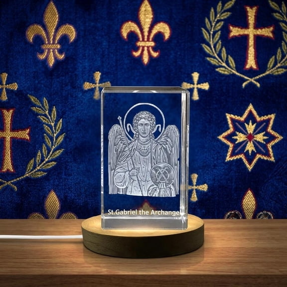 St. Elizabeth | Religious 3D Engraved Crystal