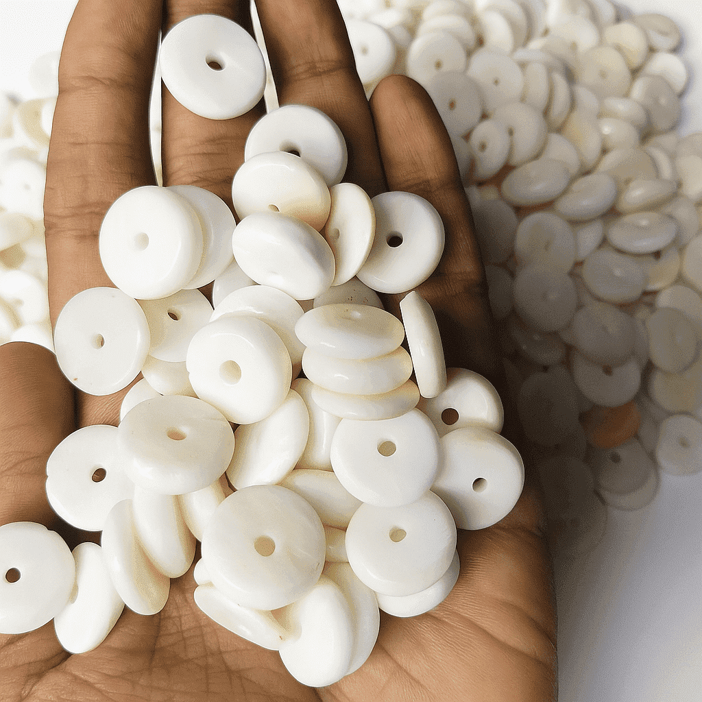 St. John's Exim Sea Shells Buttons 15mm to 16mm (1 kg Minimum 450 Pieces Above) 2.2 lbs, White