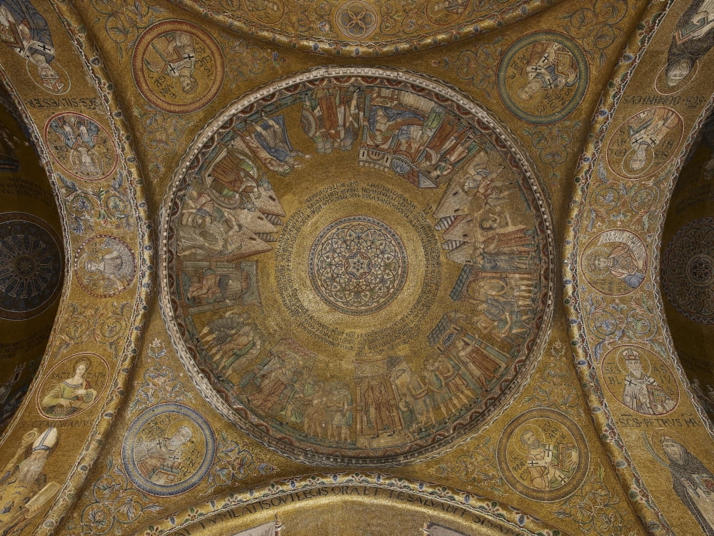 St Marks Basilica Canvas Art - (36 x 24)