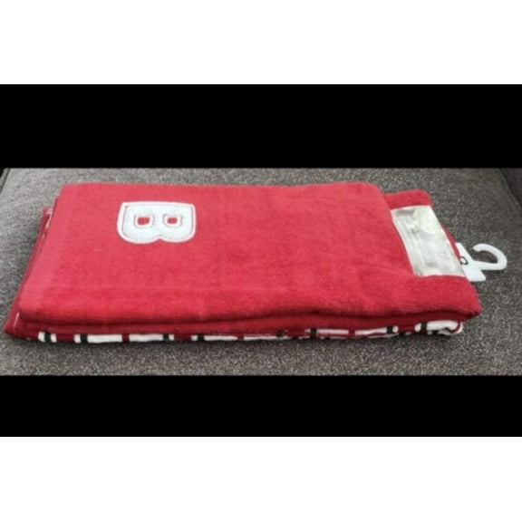 St. Nicholas Hand Towels "B" Set of 2  Red Plaid