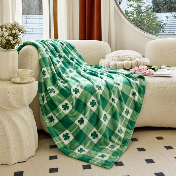 St Patrick'S Day Clover Lucky Blanket 11.70 * 100Cm Model Holiday Theme For Home Warmth Gift Giving