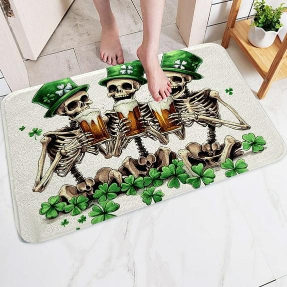 St. Patrick's Day Doormat Green Clover Mat Entrance Rug Non-Slip Backing Polyester Fiber Door Mat Holiday Decor Irish Festival Welcome Mat for Indoor Outdoor Use