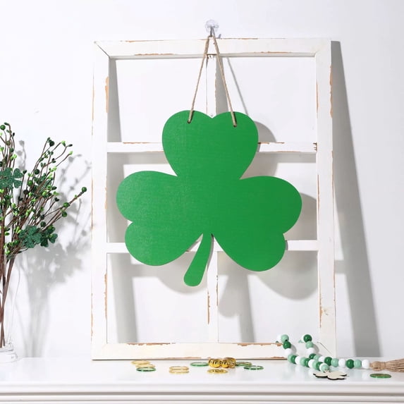 St. Patrick's Day Front Door Hanger: Rustic Shamrock Wooden Welcome Sign with Floral Bow, Vintage Irish Clovers Farmhouse St. Patrick's Day Hanging Decorations for Home Door Wall Party