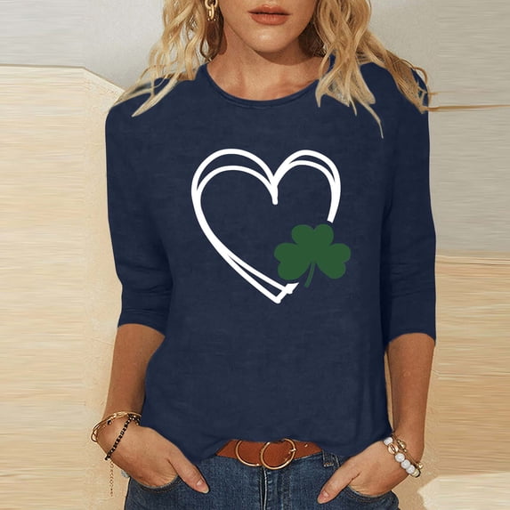 St. Patrick's Day Graphic T-Shirt for Women Shamrock Heart Print Long Sleeve Crewneck Casual Loose Fit Holiday Party Festive Tee Shirt Top