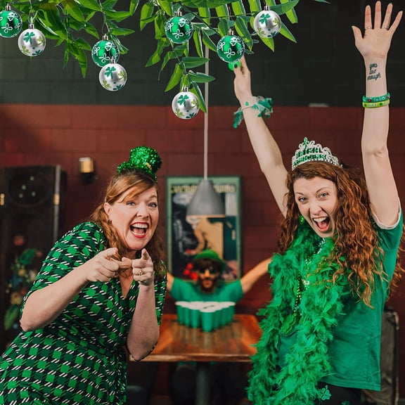 St. Patrick's Day Green Four-Leaf Clover Ball - Plastic Material with Hanging Rope, Clover Design, Lightweight Ornament, Festive Decoration for Home, Garden & Party, 1pc