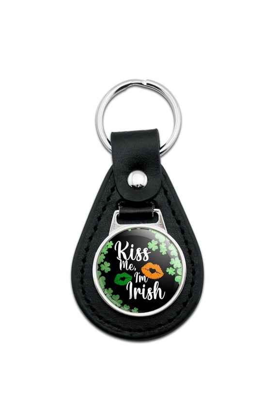 St. Patrick's Day Kiss Me I'm Irish Black Leather Keychain