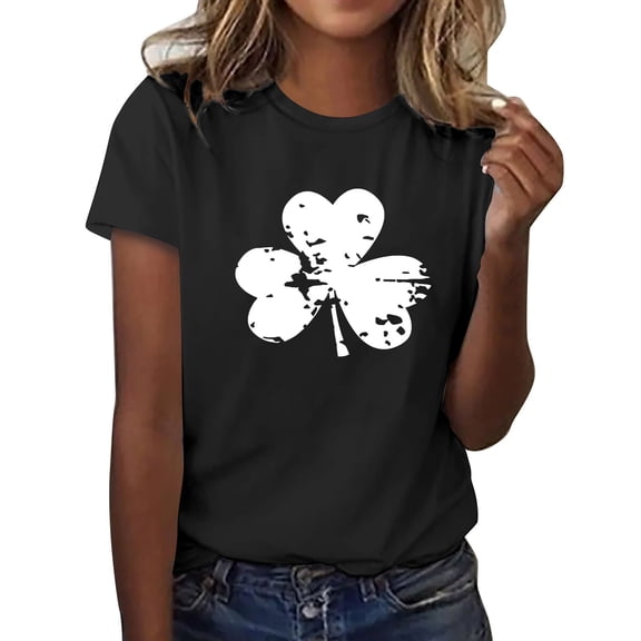 St Patrick's Day Shirts for Women Irish Shamrock Printed Shirts Casual Loose Fit Summer Tops Short Sleeve Crew Neck Irish Clover T Shirts Patricks Day Gift Paddy's Day Tee Tops Green Shirts Tops