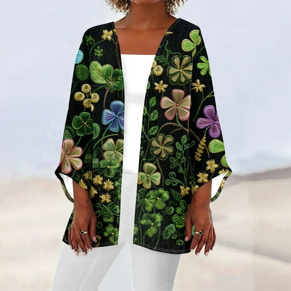 St.Patrick's Day T-shirt Women - Irish Lucky Clover 3/4 Sleeve Shirt, Fashion Shamrock Green Shirt, Costume for St.Patrick's Day|Style ULight GreenS