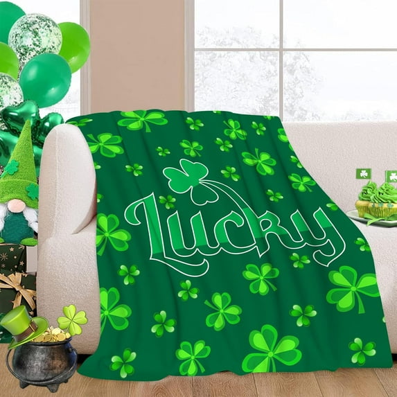 St. Patrick''s Day Throw Blankets Lucky Green Clover and Shamrock Flannel Throw Blanket Lightweight Cozy Decorative Blanket for Bedroom Living Rooms Couch Sofa Bed 60x80 Inch