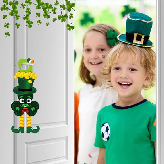 St Patricks Day Welcome Door Sign Decorations, Saint Patrick's Day Decor, Green Shamrock/Hat Door Hanger,9.84"×6.69",1PC (Gold Coin Shamrock)