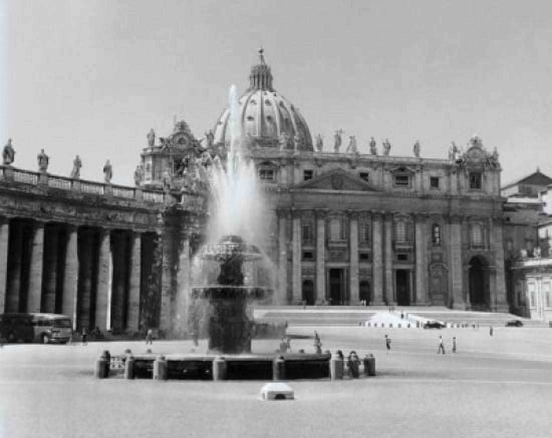 St Peters Basilica Vatican City Canvas Art - (24 x 36)