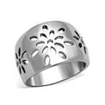thumbnail image 1 of Stainless Steel 316 High Polished Flower Design Fashion Ring Women's Size 6, 1 of 5
