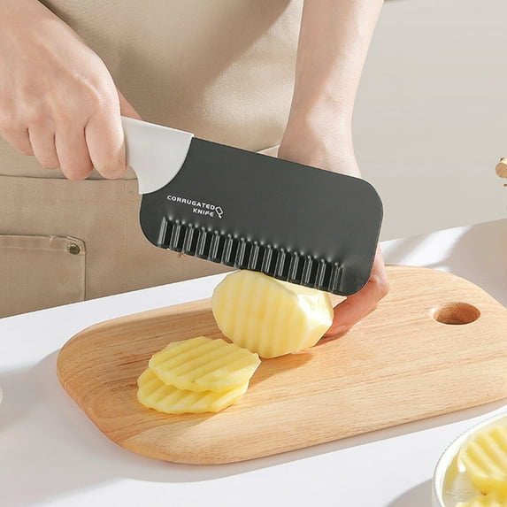Stainless Steel Corrugated Knife, Wolf Tooth Potato Cutting Knife, Household Kitchen Knife, Wavy Blade, Slim and Sharp, Colorful Handle, Easy to Clean, Versatile for Hard Fruits Vegetables