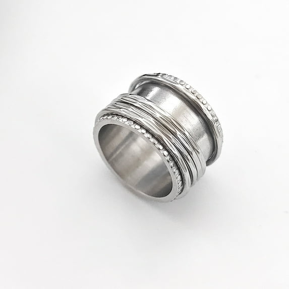 Stainless Steel Flower Pattern Wide Style Rotating Spinner Anxiety Pressure Rlief Band Ring