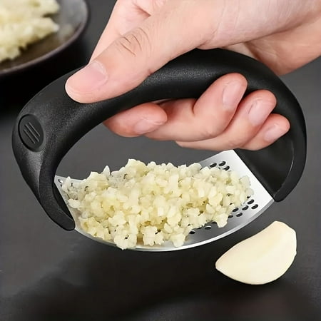 Stainless Steel Garlic Press Tool – Manual Ring Crusher with Ergonomic Black Handle, Rust-Resistant Kitchen Utensil for Garlic, Ginger, Herbs & Nuts
