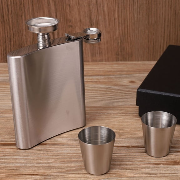 Stainless Steel Hip Flask - Outdoor Portable Liquor Bottle Set, Leak-Proof Pocket Drinkware for Camping, Hiking & Travel, Durable Food-Grade Stainless Steel Liquor Container, 7oz, Silver