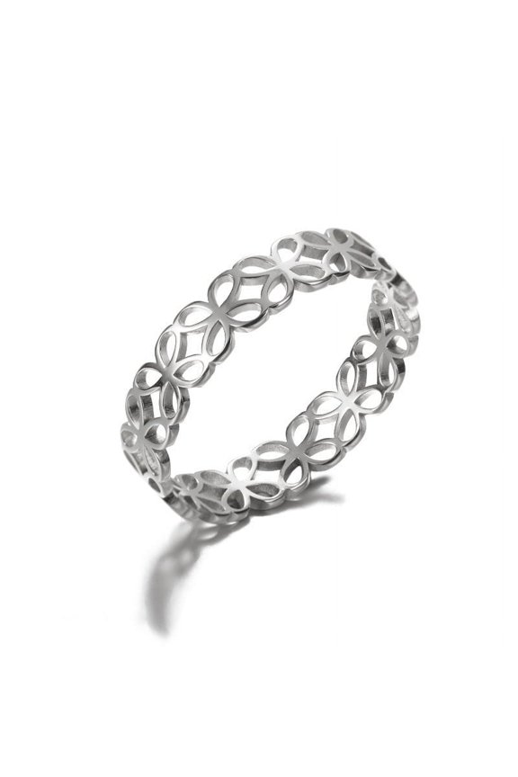 Unisex Stainless Steel Ring with Hollow Heart Design Geometric Round Electroplated Ring Fashion Jewelry for Men and