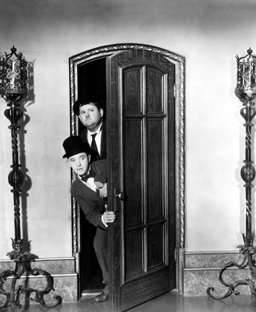Stan Laurel Oliver Hardy Canvas Art - (16 x 20)