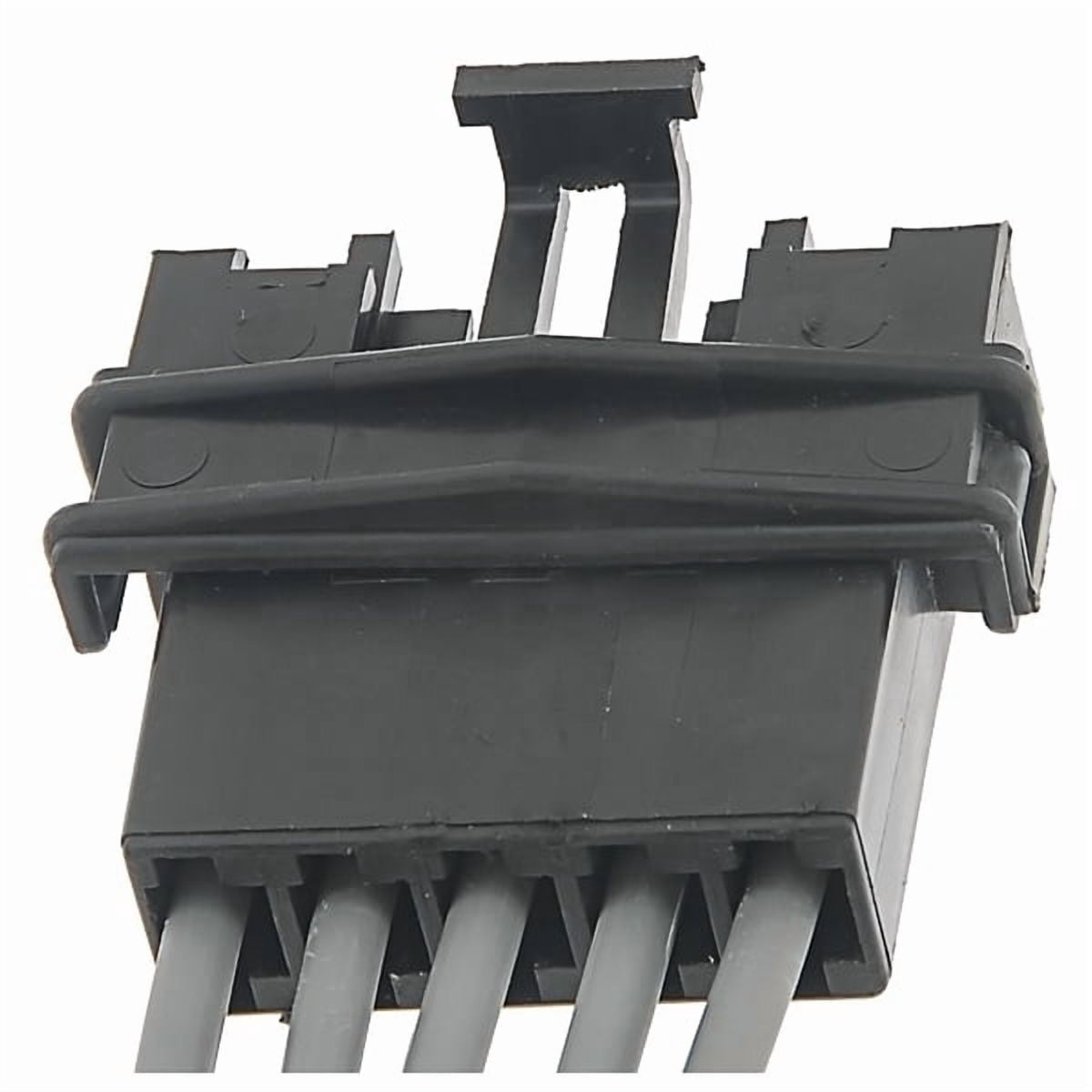 Standard Motor Products S-1101 Pigtail/Socket Fits select: 1988-1991 CHEVROLET GMT-400, 1982-1994 CHEVROLET S TRUCK