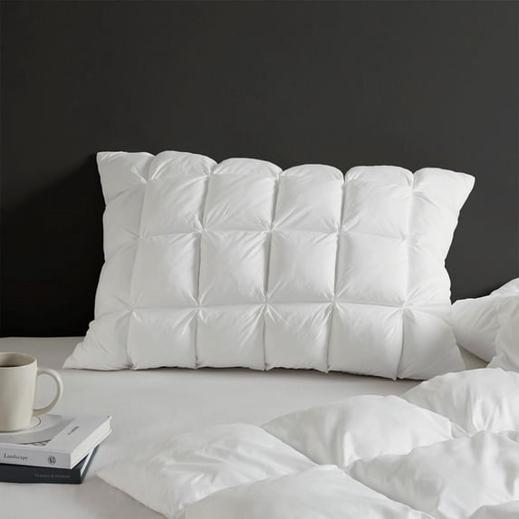 Standard Size Single Piece Overfilled Pillow Protector with Side Zipper, Cloud-like Look Single Pillow Cover with 3D puff stitching, White
