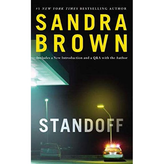 Pre-Owned Standoff (Unknown) 1538744775 9781538744772