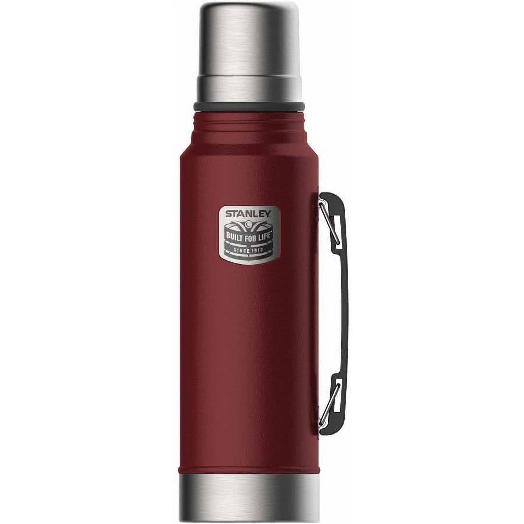 Stanley Cleanable BBP Free Stainless Steel Canteen with Shoulder Strap 1.1  Qt/1L 