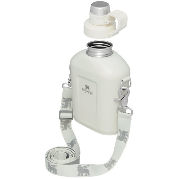 Stanley Legendary Classic Canteen 1.1Qt (1L) - Cream