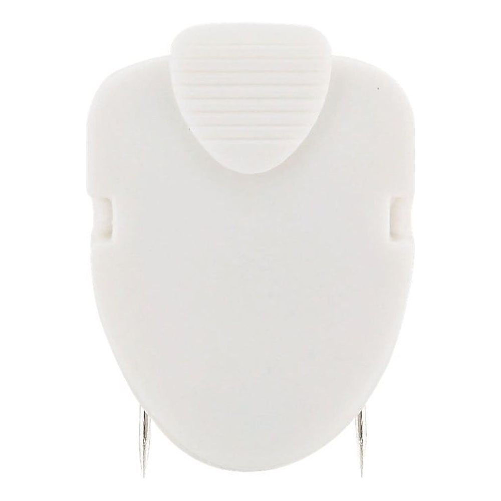 Staples Cubicle Clips White 12/Pack 464673