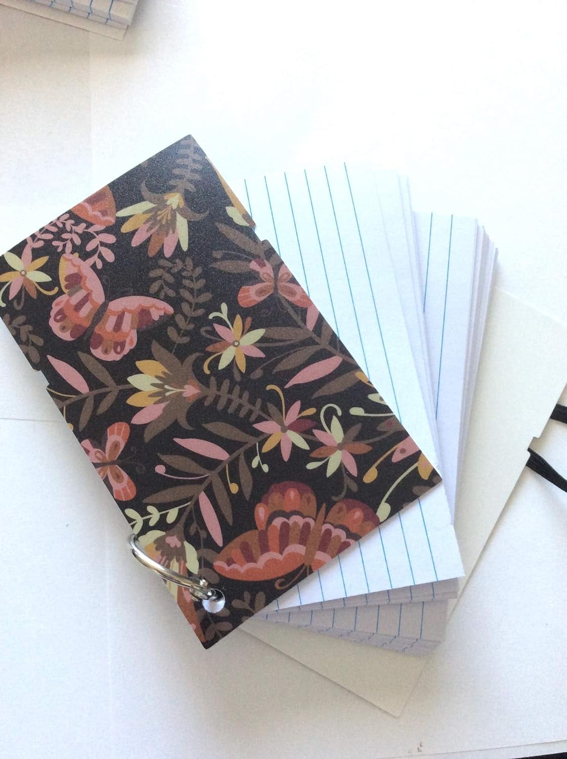 Staples Index Cards On A Ring With Cover, 3” X 5” (Brown Flower Design
