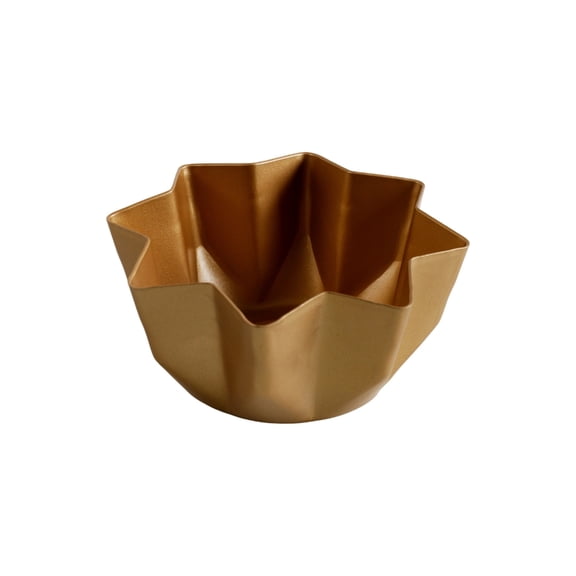 Star Cake Pan With Central For Tall Cakes And Uniform Heat Distribution