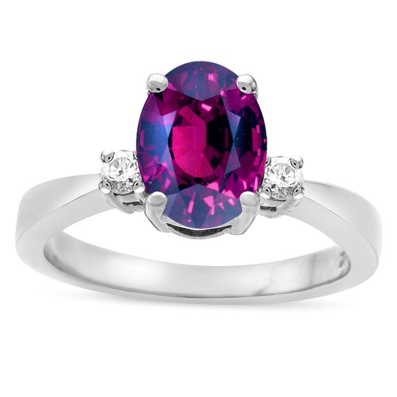 Star K � 3 Three Stone Oval Genuine Rhodolite Classic Engagement Promise Ring