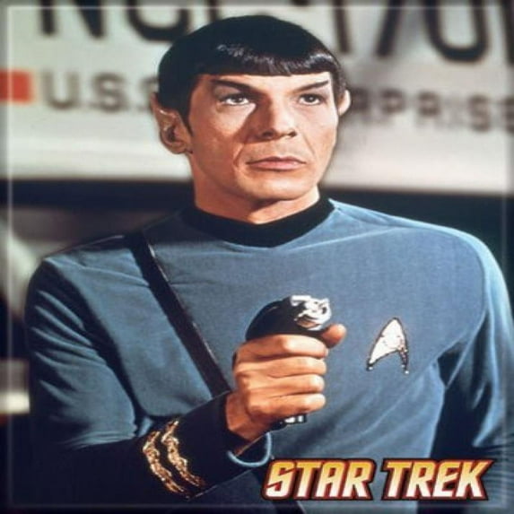 Star Trek - Spock with Phaser Refrigerator Magnet