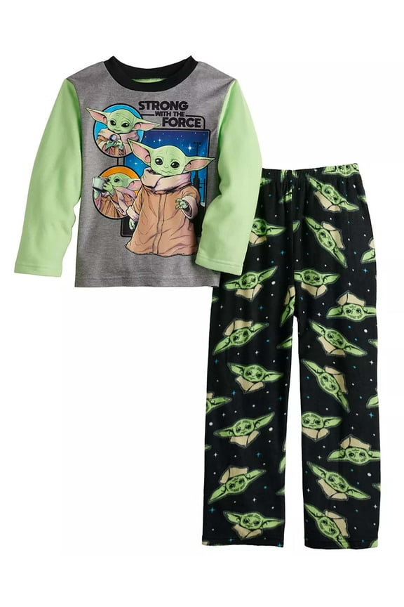 Star Wars Boys Star Wars Mandalorian Grogu Strong with the Force Pajamas (4)