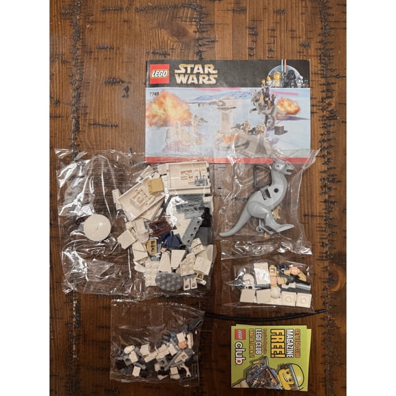 Star Wars Empire Strikes Back Echo Base Set LEGO 7749