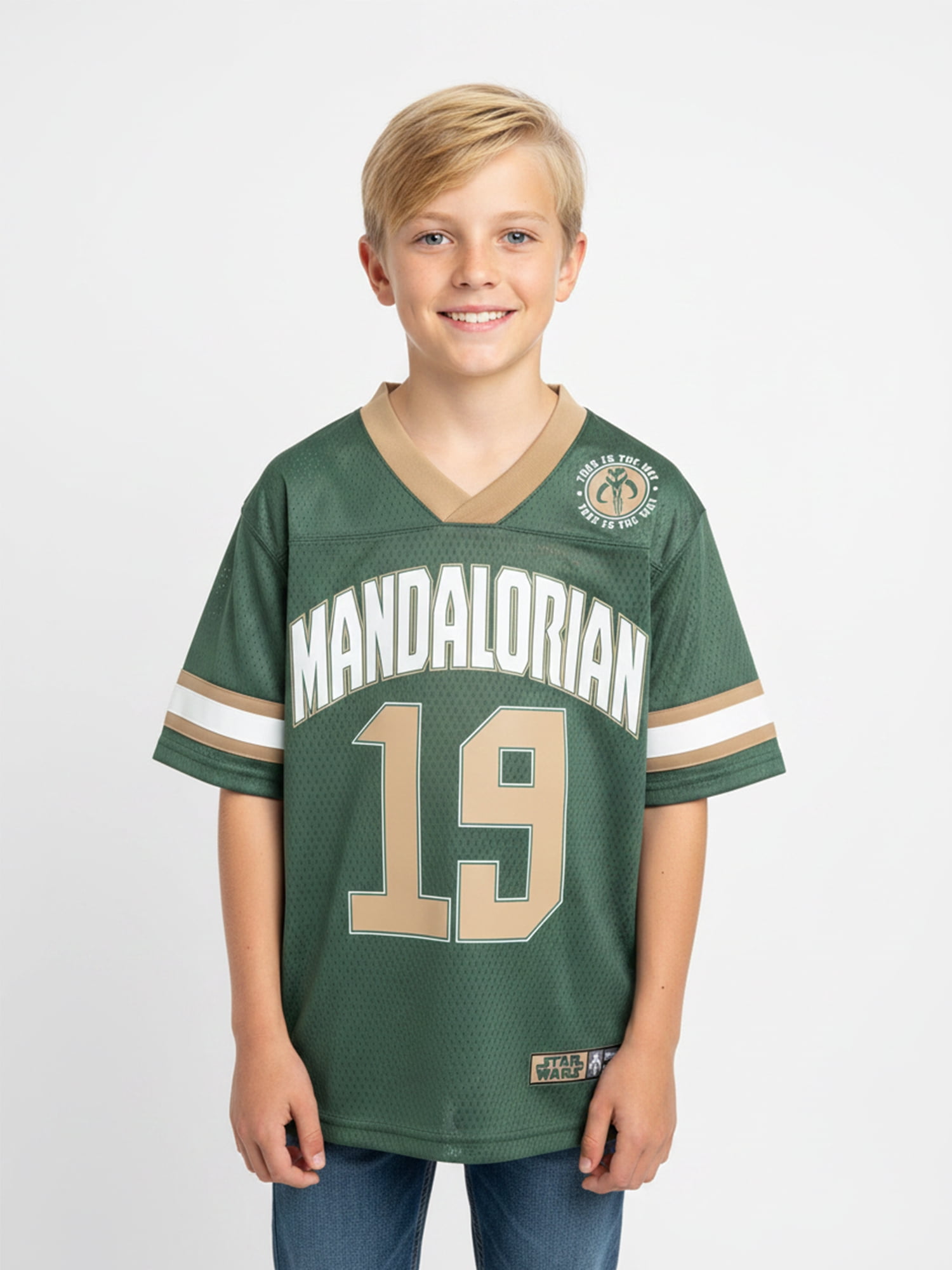Star Wars The Mandalorian Boys’ Elevated Graphic Jersey, Sizes 4–18