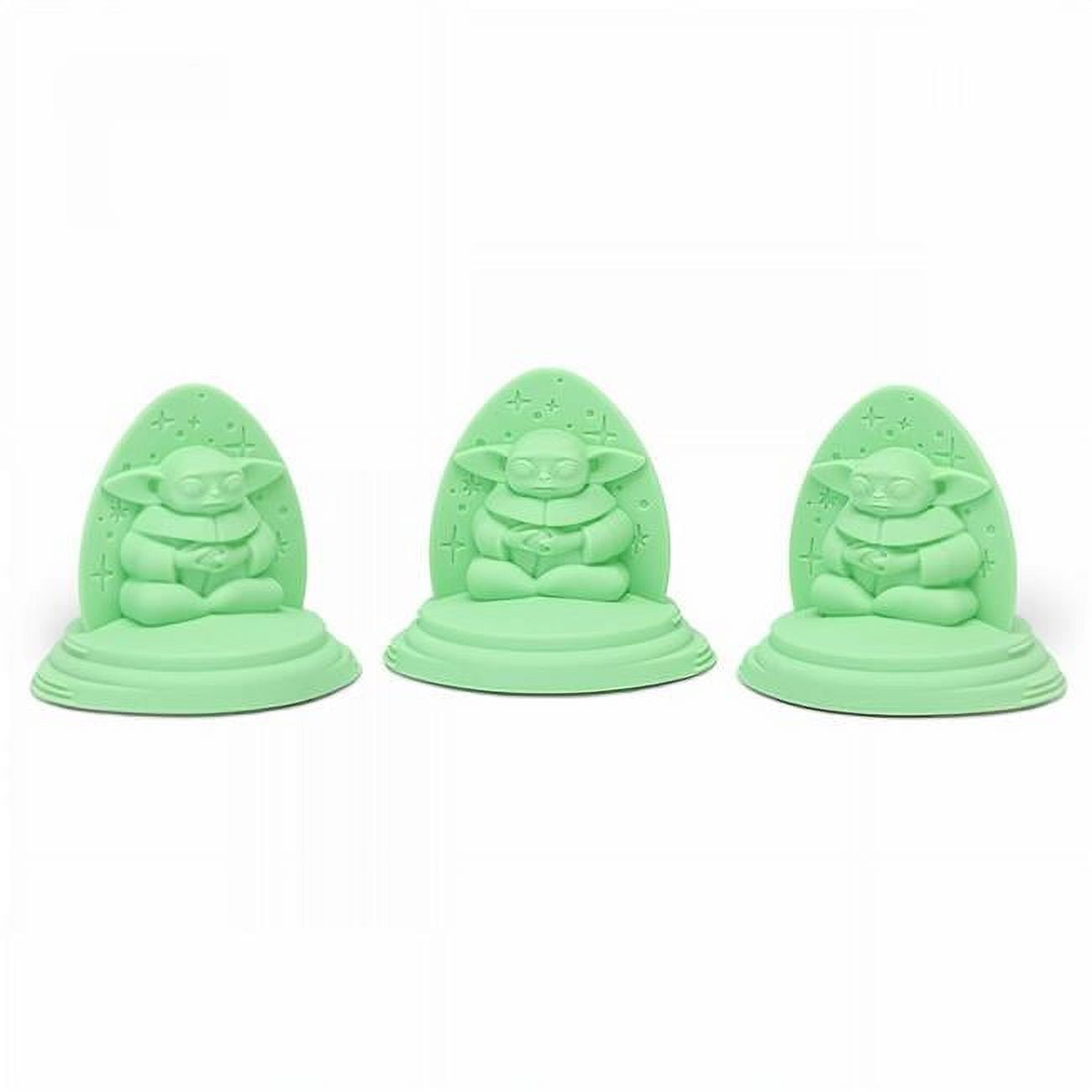 Open Road Disney Star Wars The Mandalorian The Child Silicone Mold Ice/Chocolate